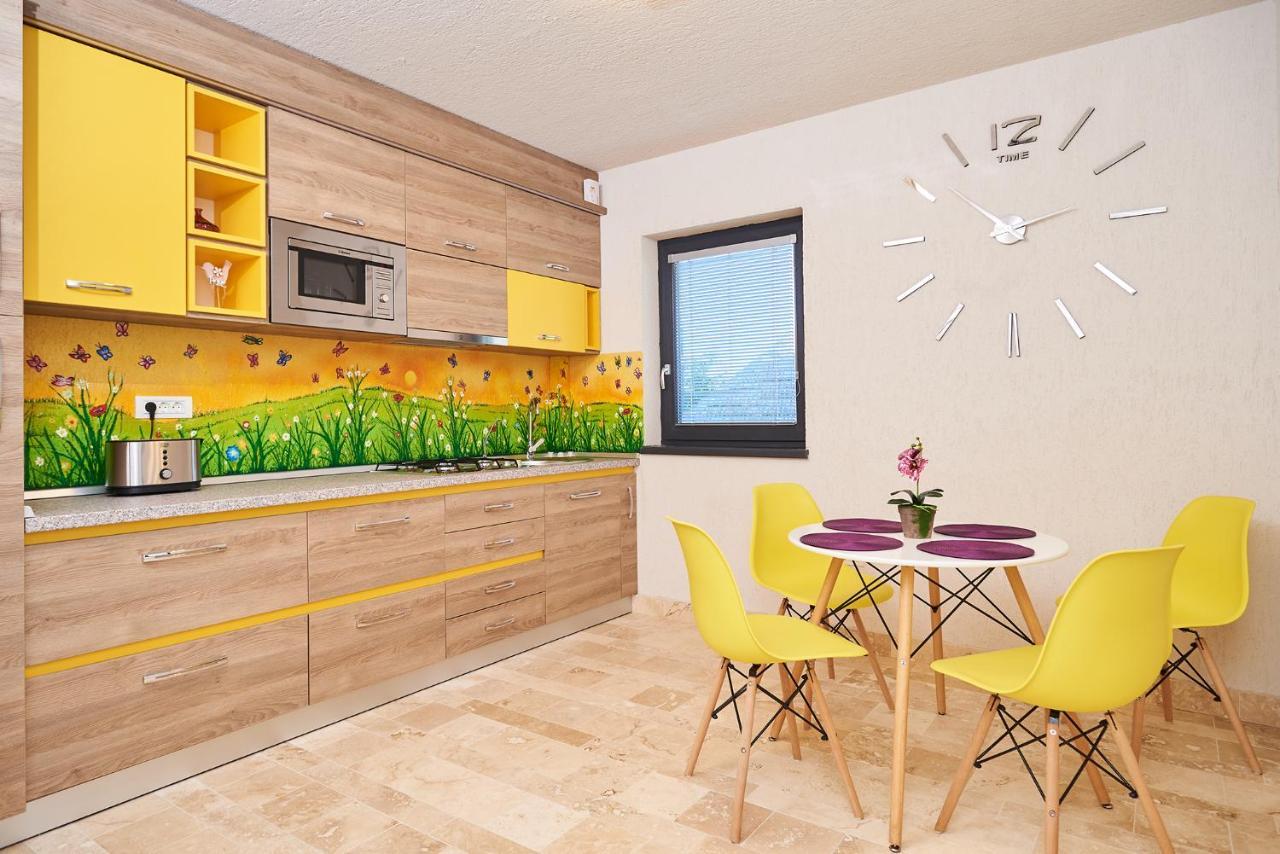 Sun House Residence Тимишоара Экстерьер фото